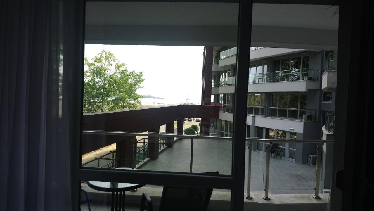 Aparthotel Primorsko Exterior photo