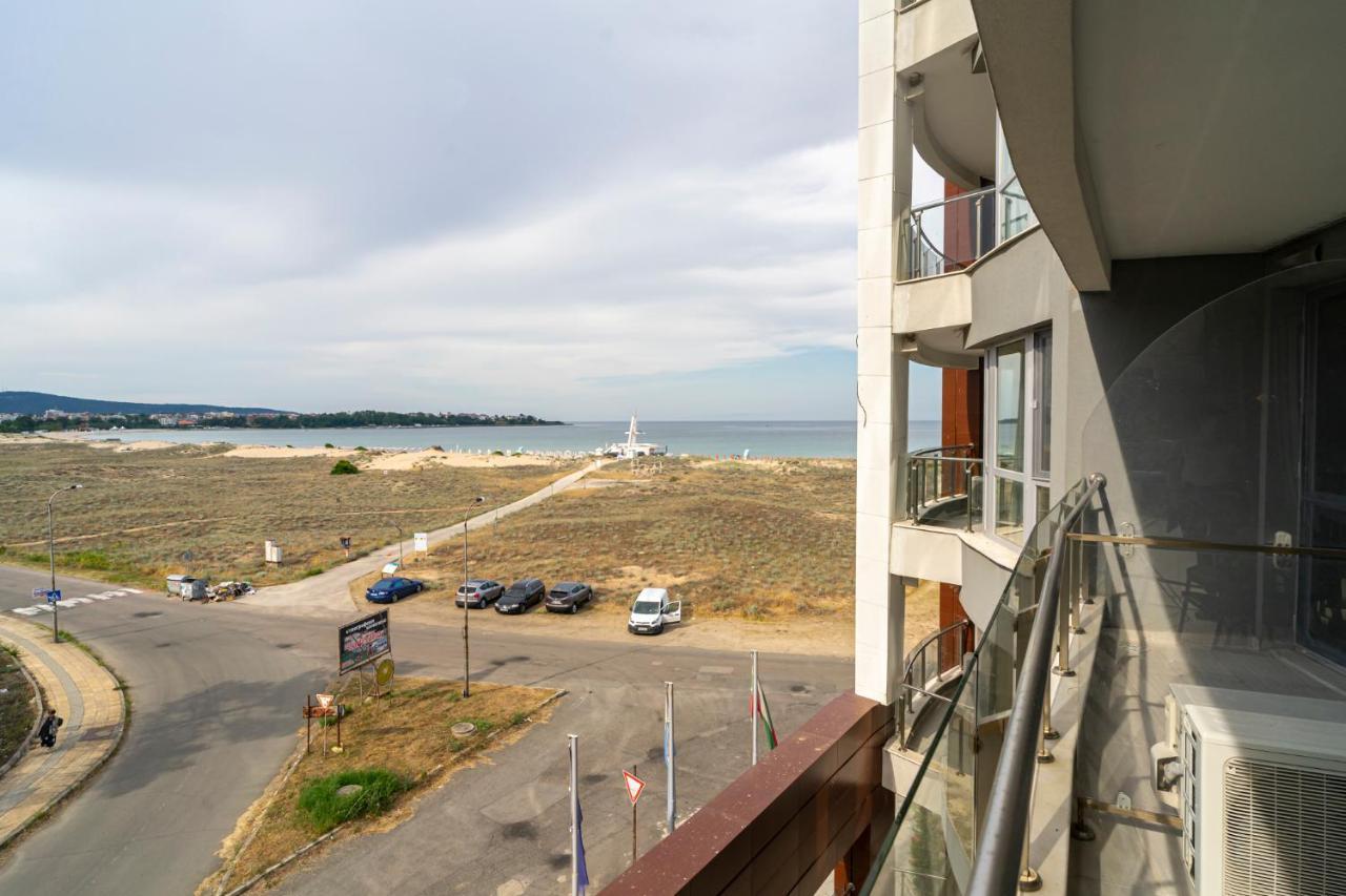 Aparthotel Primorsko Exterior photo