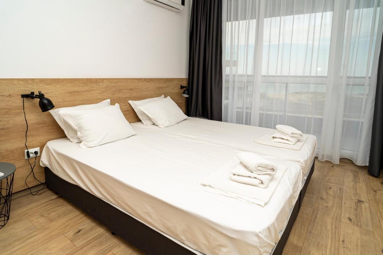 Aparthotel Primorsko Exterior photo