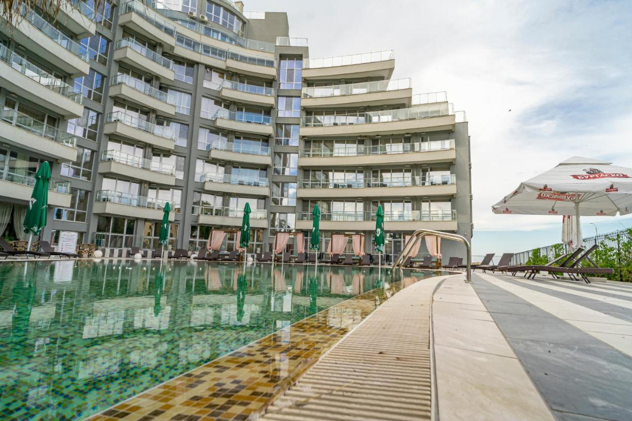 Aparthotel Primorsko Exterior photo