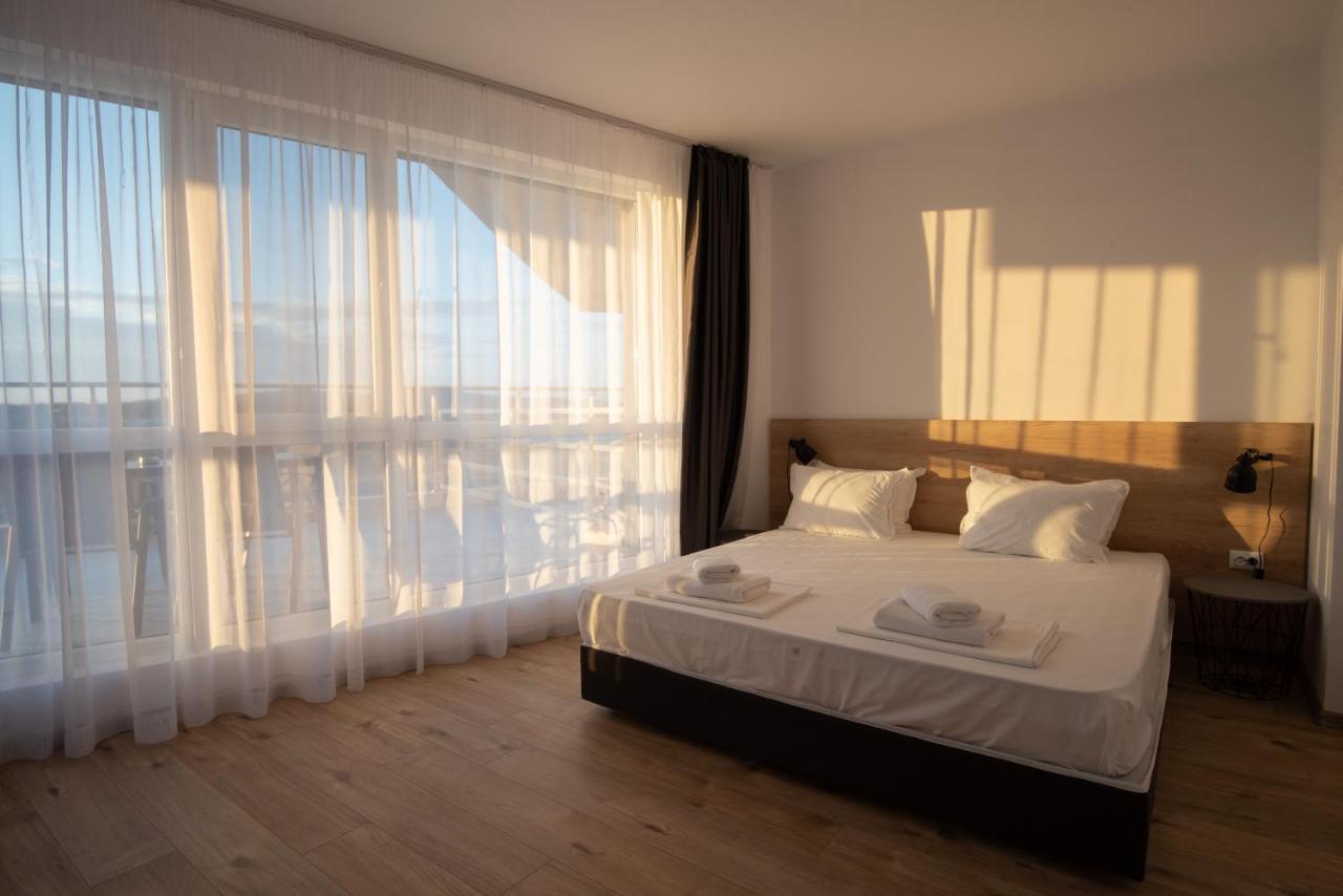 Aparthotel Primorsko Exterior photo